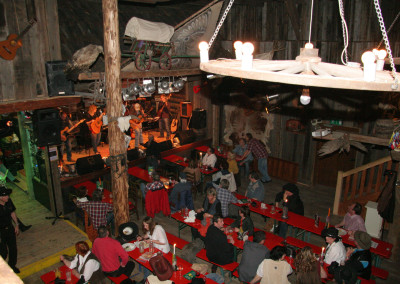 Western-Atmosphäre im Ghost City Saloon